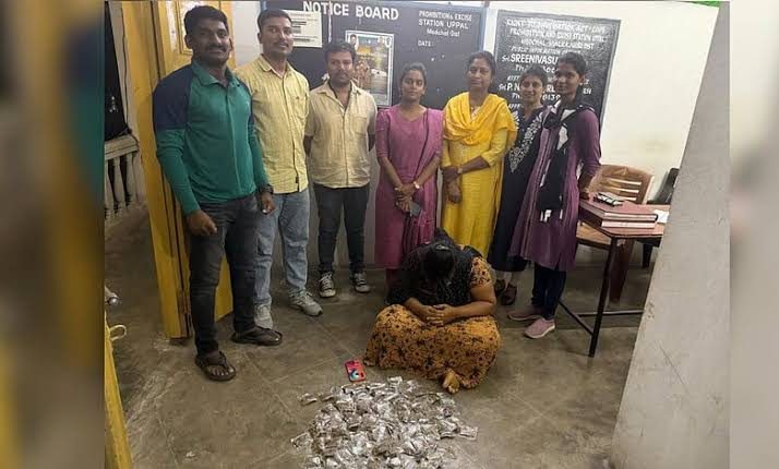 Person held with 100 ganja packets near Habsiguda Metro Station
