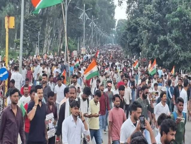 Thousands of job aspirants head towards Jharkhand assembly,