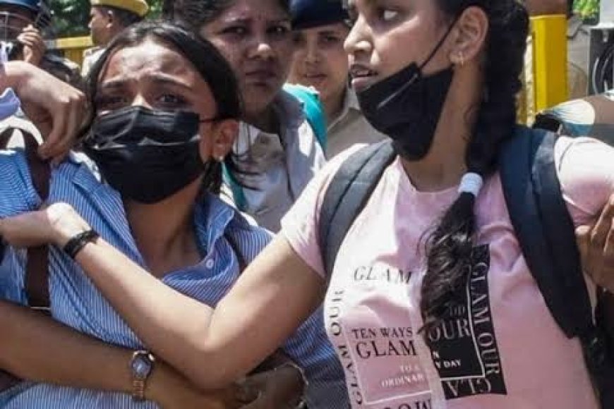 Bihar To Release Detainees, Drop Cases Against NEET Protesters