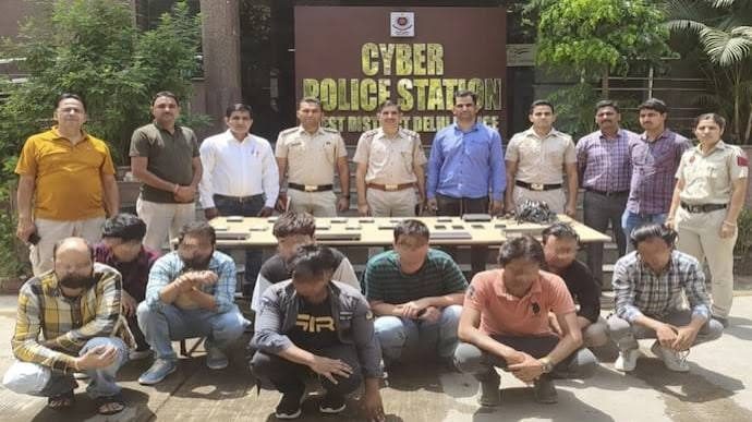 Call centre network busted in Delhi, 21 Telugu telecallers held