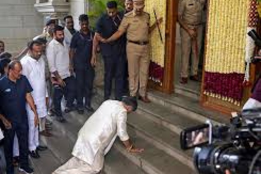 Shivakumar bows, touches steps of Vidhana Soudha