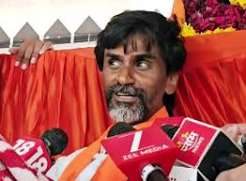 Jarange hardens stand; refuses water, medical treatment as hunger strike for quota enters 8th day