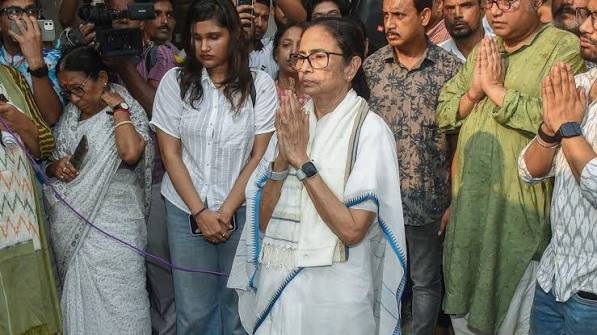 Mamata camp names bypoll candidates amid fight for symbol