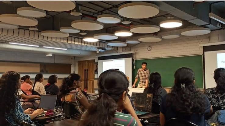 IIIT-Hyderabad warns 8 students over 'unauthorised' campus platform