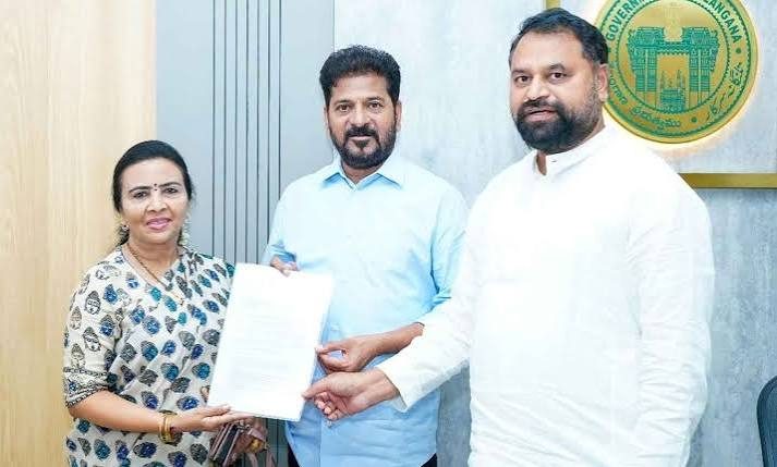 Jhansi pitches for TG NRI Commission