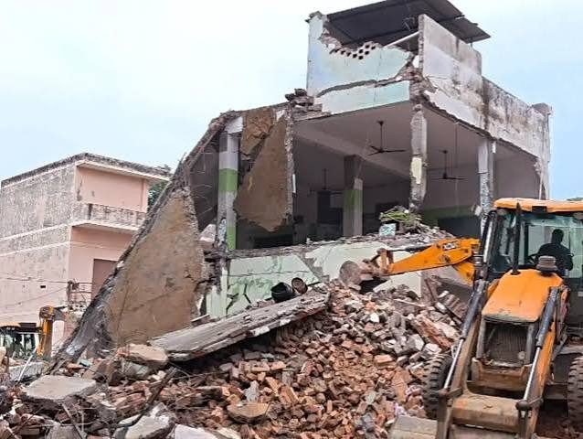 Saharanpur Mosque razed amid heavy police deployment