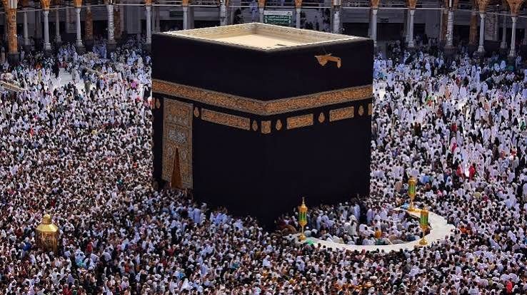 Mecca Put On Air Raid Alert For First Time In History As Houthis Target Saudi
