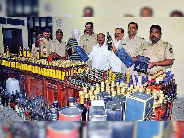 Over 2,500 Bottles Of Liquor, Smuggled Under Old Clothes, Seized In Gujarat
