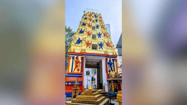 Eggs found scattered in Mehdipatnam temple, devotees protest
